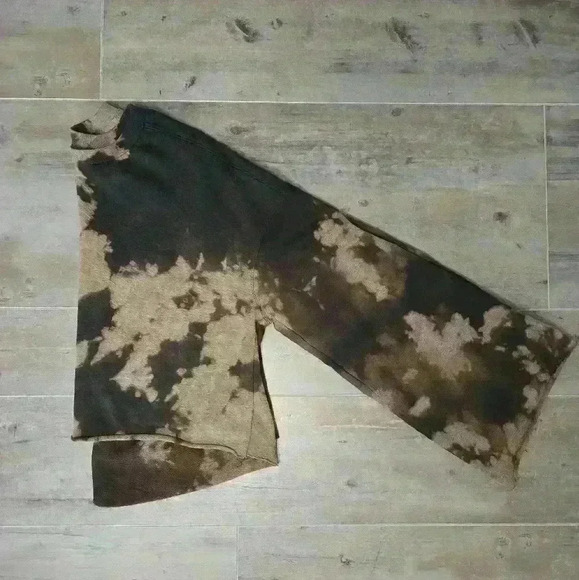 No Comment Reverse Tie Dye Cropped Sweatshirt - Picture 4 of 8